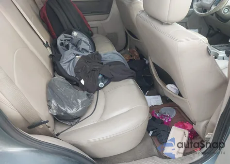 2010 Mercury Mariner from USA, damaged, VIN 4M2CN8B76AKJ26340